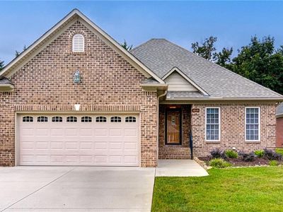 659 Dobson Ct, Kernersville, NC, 27284