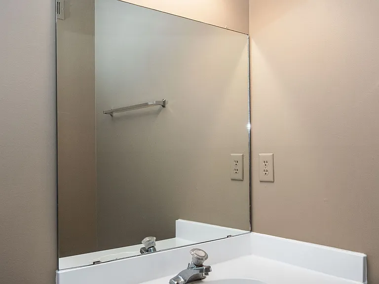 113 N 33rd Ave #D13 — Photo 21