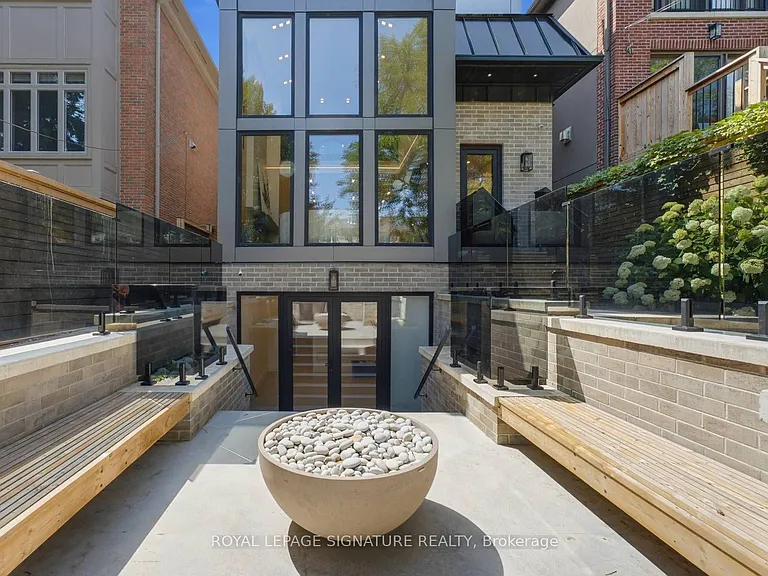 156 Snowdon Ave — Photo 46