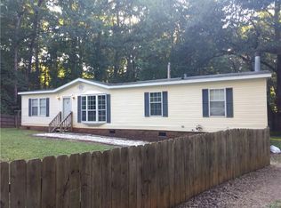 1021 Coral Ln, Mount Holly, NC 28120