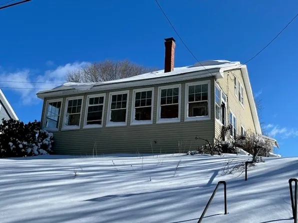 135 Henshaw St, Leicester, MA 01524