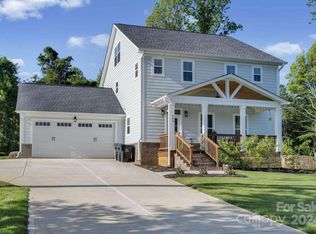 503 Arrow Point Ln, Davidson, NC 28036