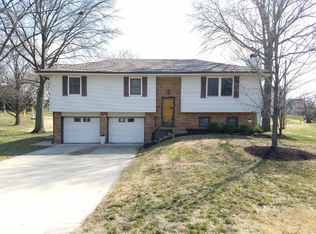 23785 W 57th St, Shawnee, KS 66226
