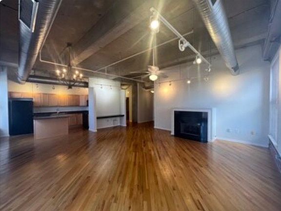 2nd image of 2029 Grand Ave Unit 311