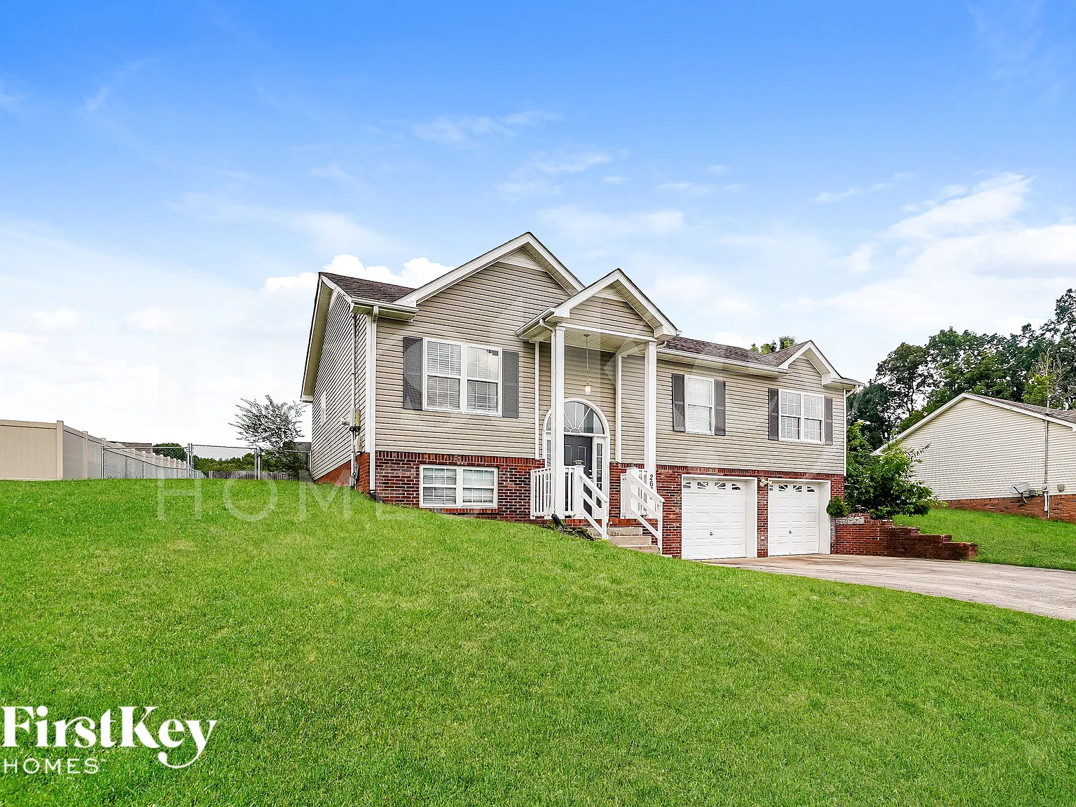 4 bed, 2.5 bath, 2191 sqft, $1,765 — Photo 2