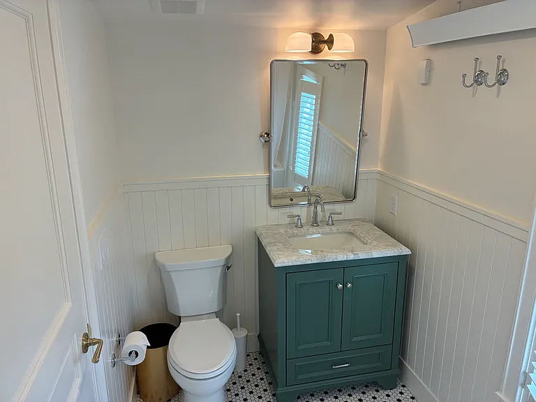 205 S Union St — Photo 8