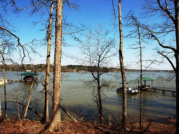 2nd image of 506 Eagles Harbor Dr