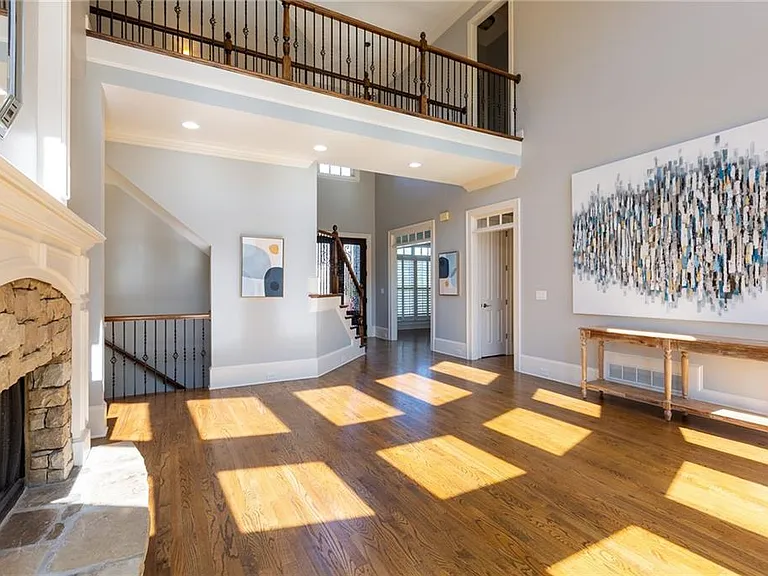 2360 Manor Creek Ct — Photo 14