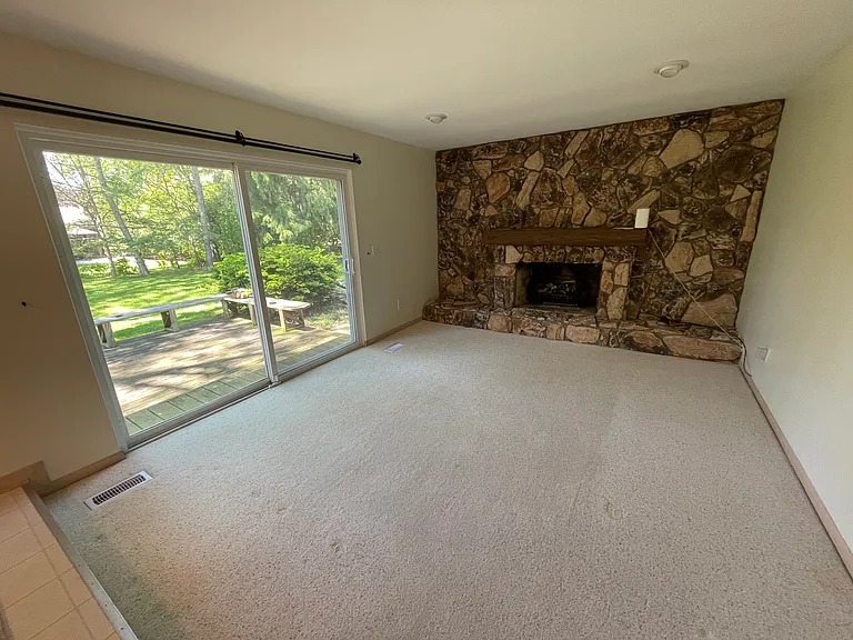 2366 Eaton Gate Rd — Photo 11