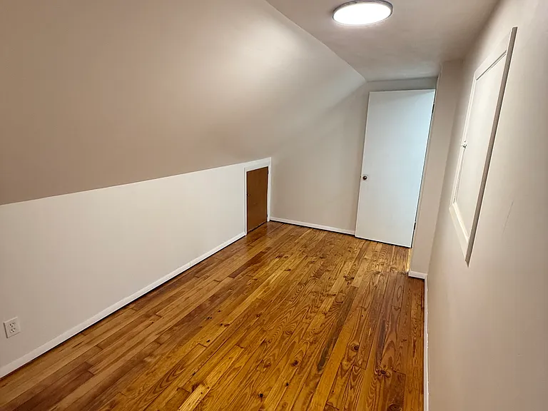 4909 Wood Ave — Photo 7