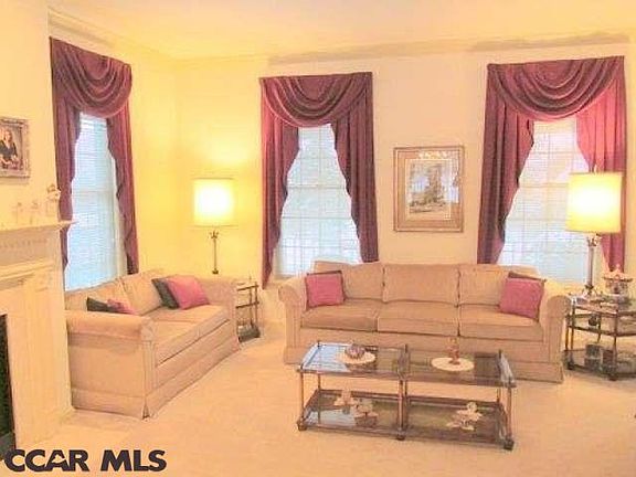 5th image of 2385 Pine Hurst Dr
