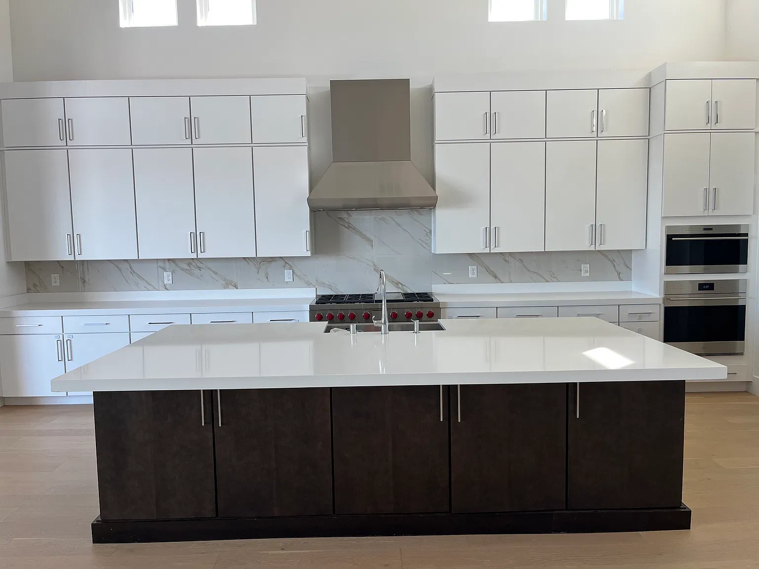 3 bed, 3465 sqft, $6,250 — Photo 2