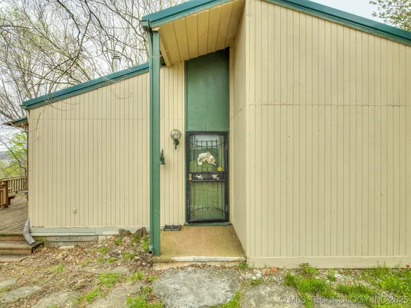 544 Murray Ln, Strang, OK 74367