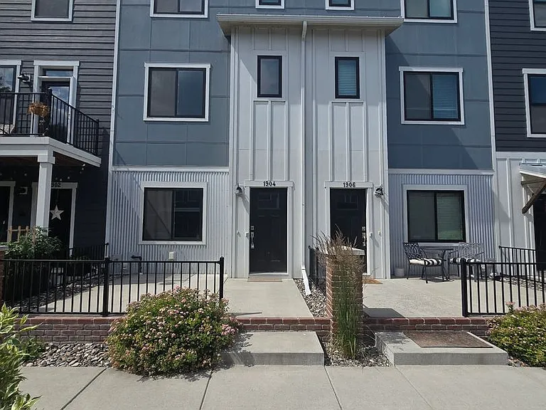 1904 Songbird Dr — Photo 1