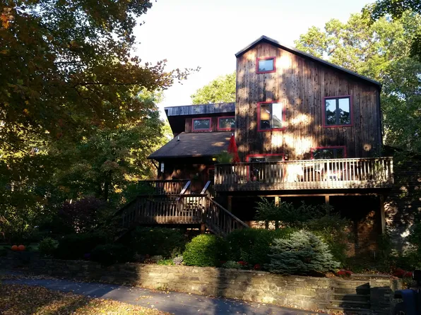 105 Lodge Rd, Saugerties, NY 12477