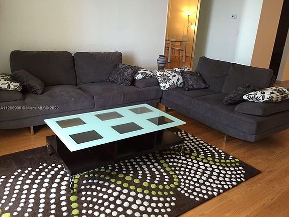 5th image of 2780 NE 183rd St APT 912