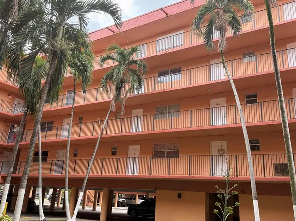 1950 W 56th St APT 2210B, Hialeah, FL 33012