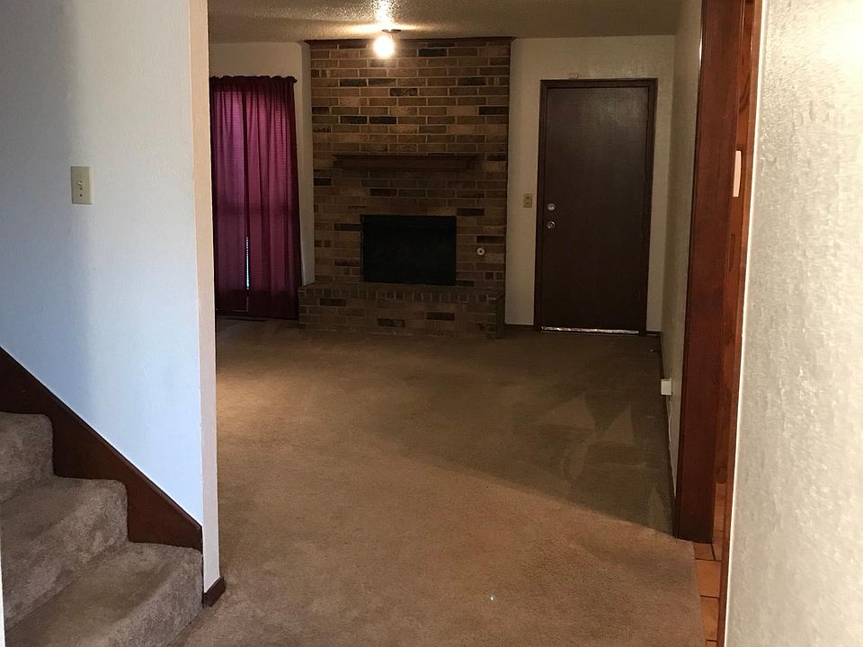 2nd image of 10711 White Oak Canyon Rd