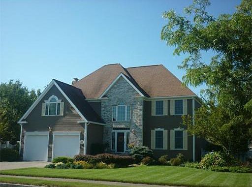 1st image of 14 Heritage Ln