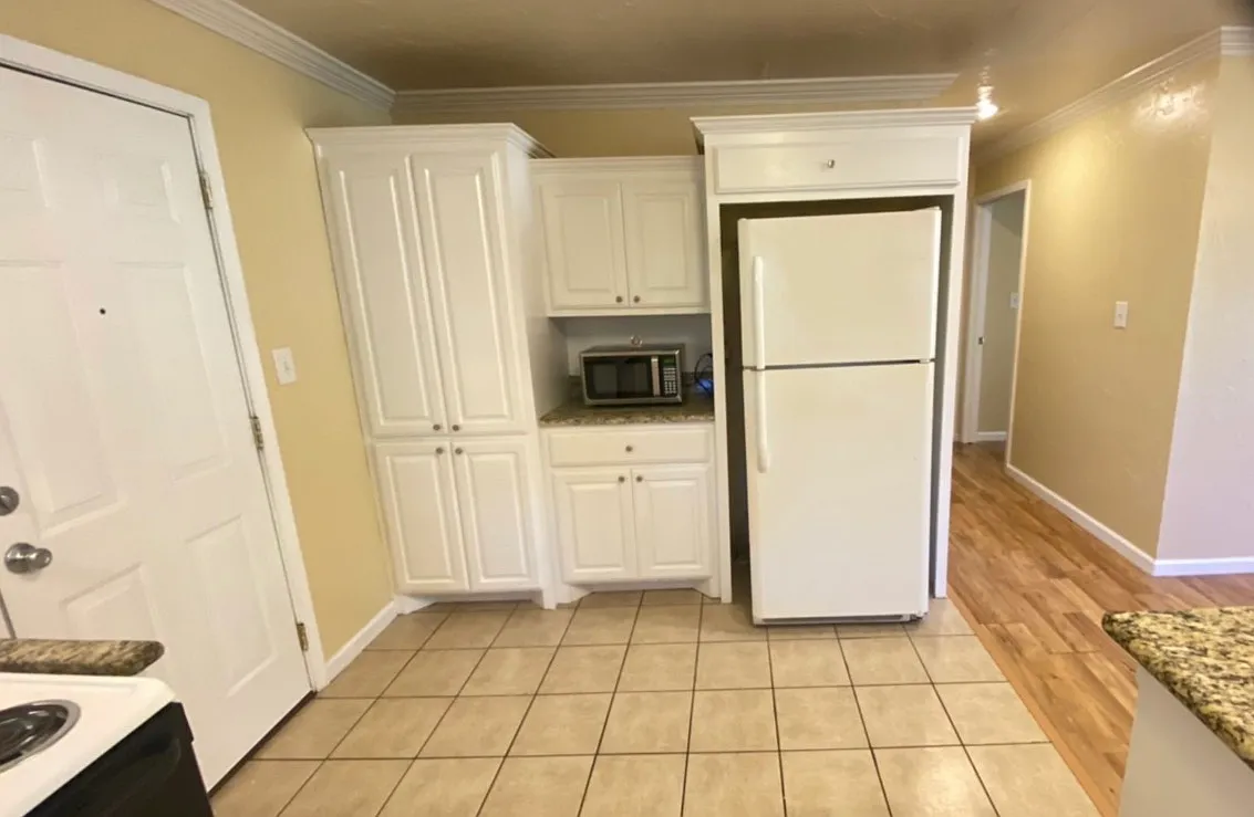 1 bed, 950 sqft, $950 — Photo 3