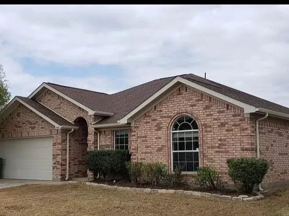 2000 Sword Fish Dr, Mansfield, TX 76063