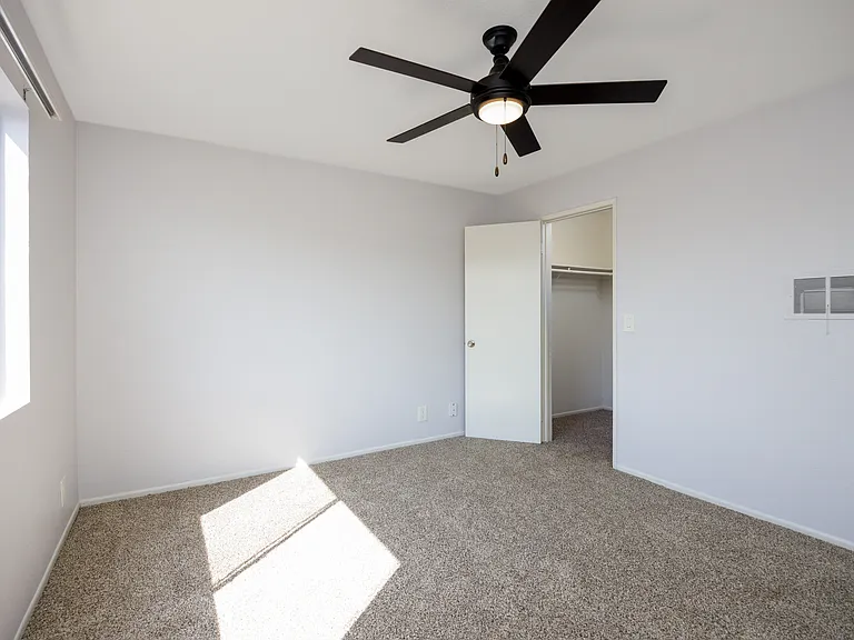 Cerise Apartments — Photo 8