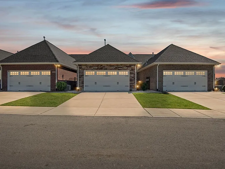 1817 Neswick Ct — Photo 7