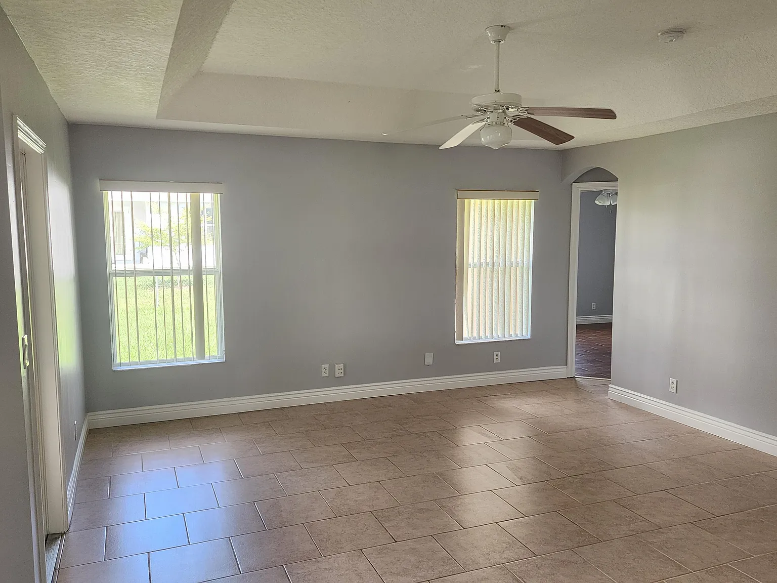 4 bed, 2.0 bath, 1839 sqft, $2,625 — Photo 4