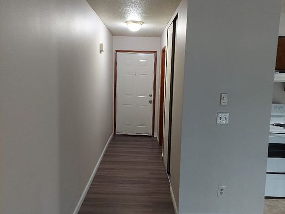 5th image of 1701 E Reserve St APT 10