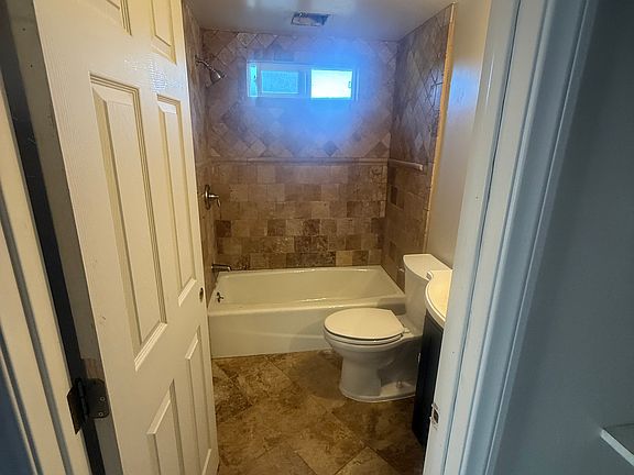 2nd image of 143 Hesmay Dr