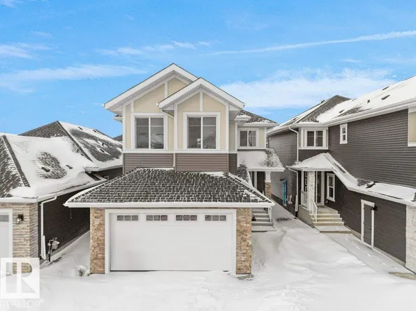 3322 Chickadee Dr NW, Edmonton, AB T5S 0K9