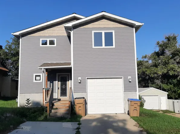 508 5th St SW, Minot, ND 58701