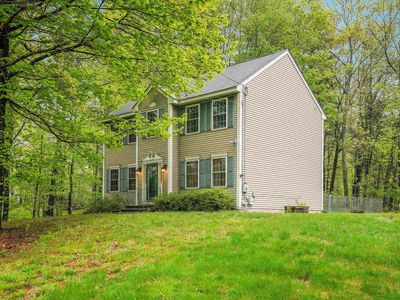 12 Bush Hill Road, Hudson, NH, 03051