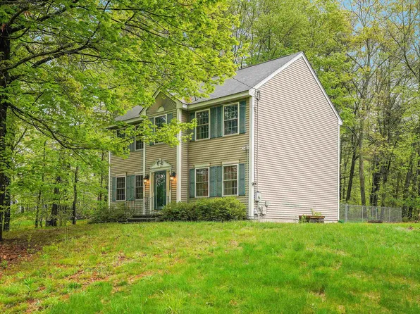 12 Bush Hill Road, Hudson, NH 03051