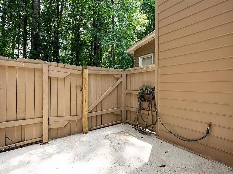 3994 Elm St — Photo 22