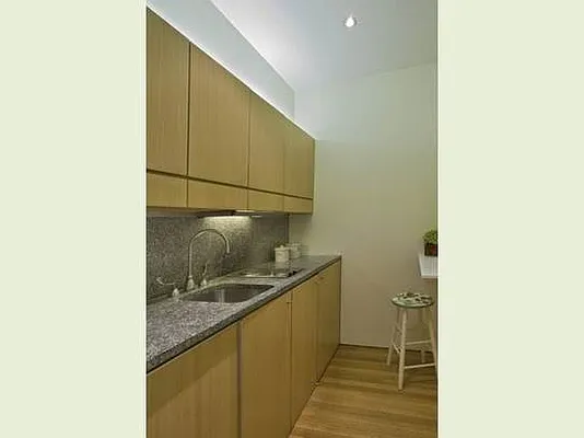 Sold by Stribling | media 3
