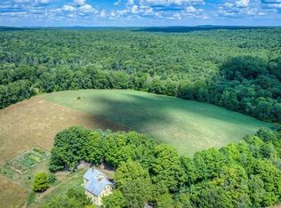 204 East St, Petersham, MA 01366