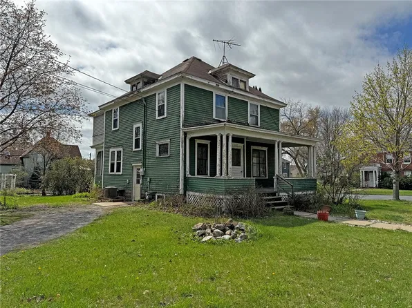602 N Cascade Street, Osceola, WI 54020