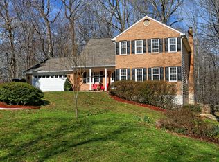 5938 Innisvale Dr, Fairfax Station, VA 22039