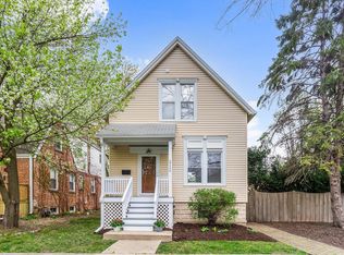 9430 Jackson Ave, Brookfield, IL 60513