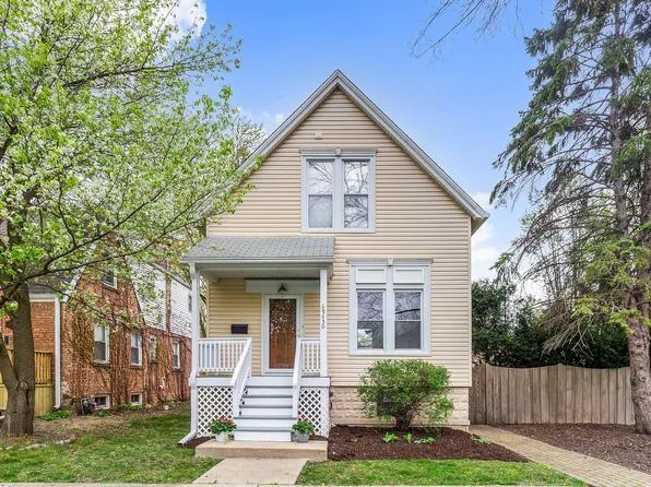 9430 Jackson Ave, Brookfield, IL 60513