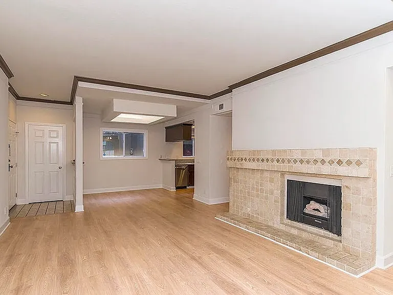4301 Fulton Ave #206 — Photo 15