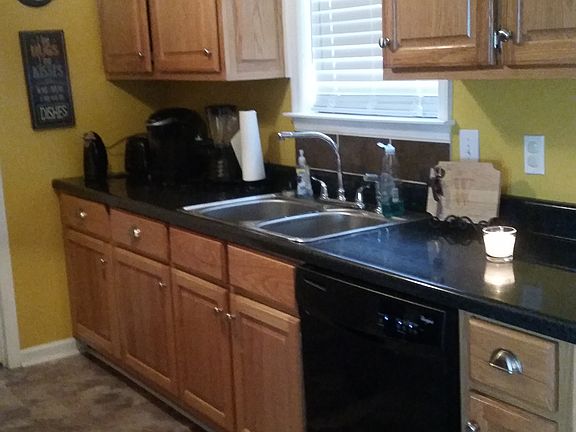 5th image of 18 Riverton Dr