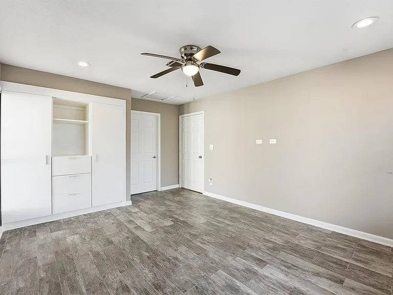 3500 Balboa Cir — Photo 14