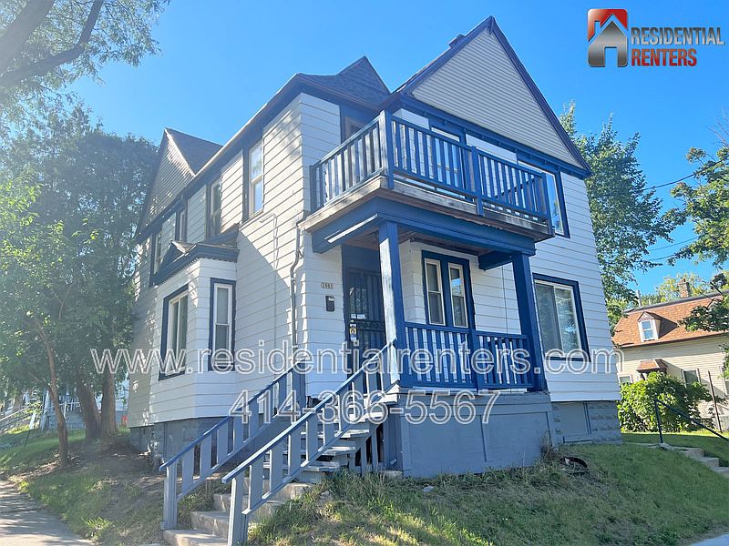 1st image of 3005 N 1st St