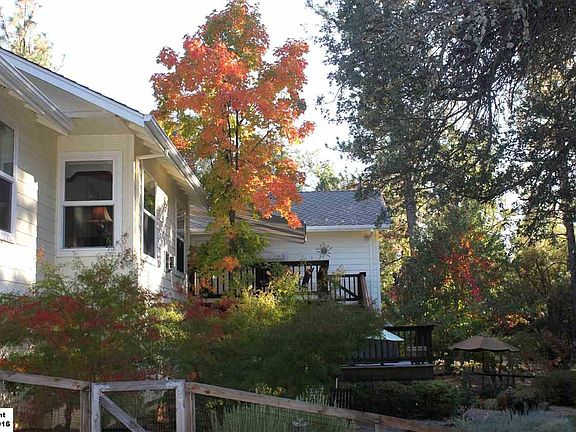 4th image of 21454 Apple Hill Dr