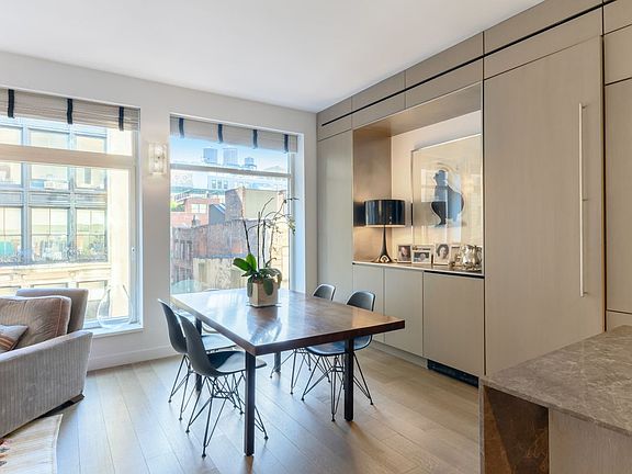 3rd image of 21 W 20th St Fl 6