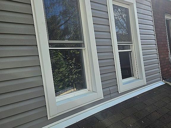 2nd image of 130 Zara St
