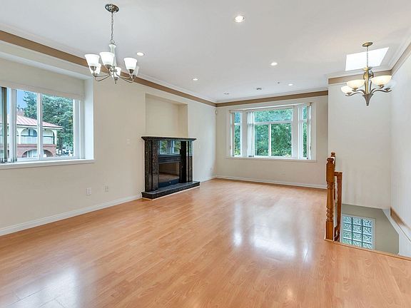 3rd image of 2291 E 12th Ave