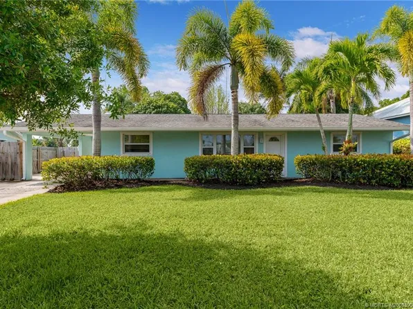 998 SW 28th St, Palm City, FL 34990